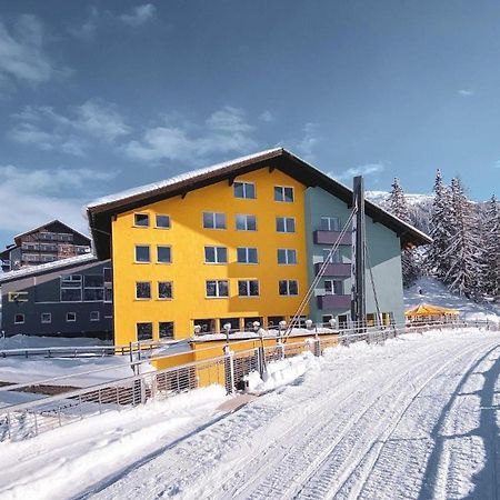 Basekamp Mountain Budget Hotel Katschberghöhe Exterior foto